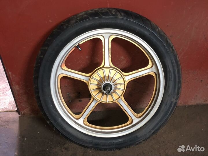 Переднее колесо от Honda Shadow 750