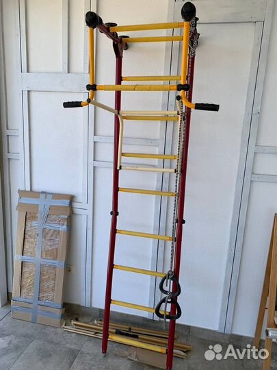 Детская шведская стенка