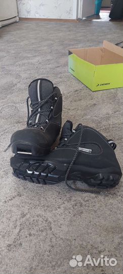 Лыжные ботинки rossignol