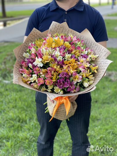 Букет из альстромерий микс