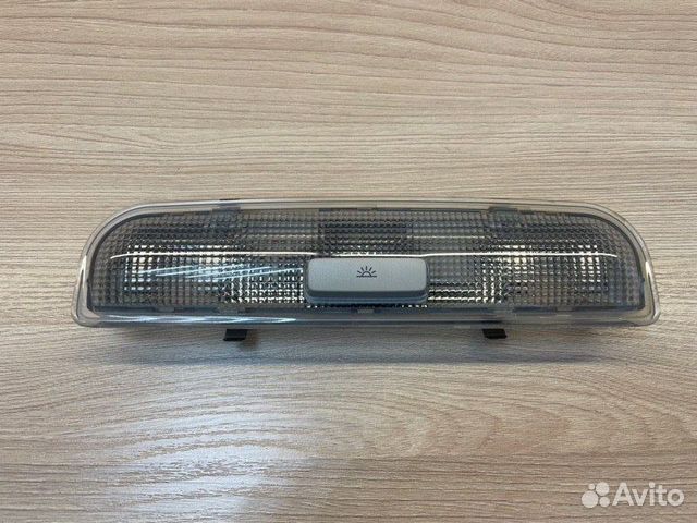 Плафон освещения салона задний Skoda Rapid