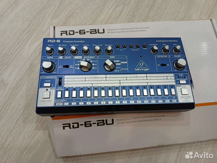 Behringer rd 6 аналоговая драм машина