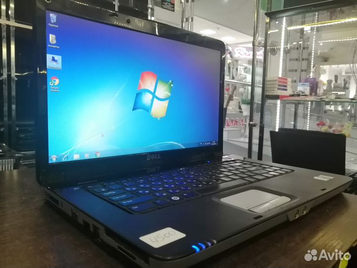 Офисный ноутбук Dell