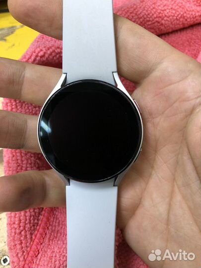 Часы Samsung Galaxy Watch 4 44mm