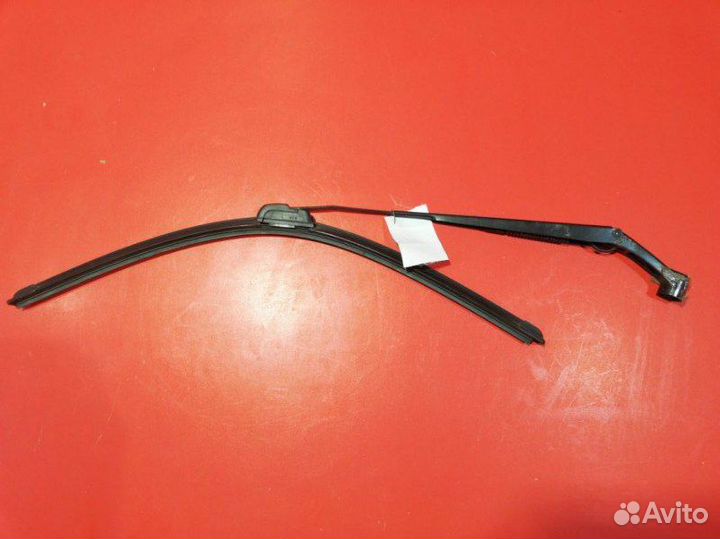 Поводок стеклоочистителя передний левый Toyota