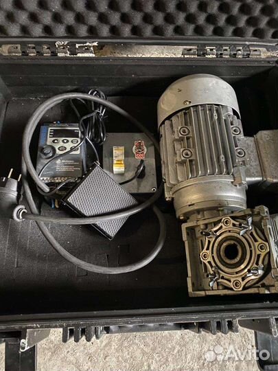 Щеточная машина S с валом