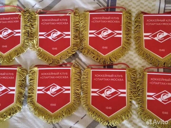 Вымпелы и шарфы