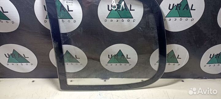 Форточка задняя левая Шевроле Нива 2123