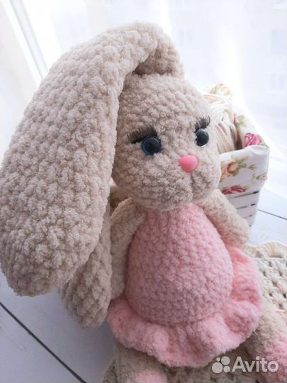 Игрушка вязаная Заяц 30 см