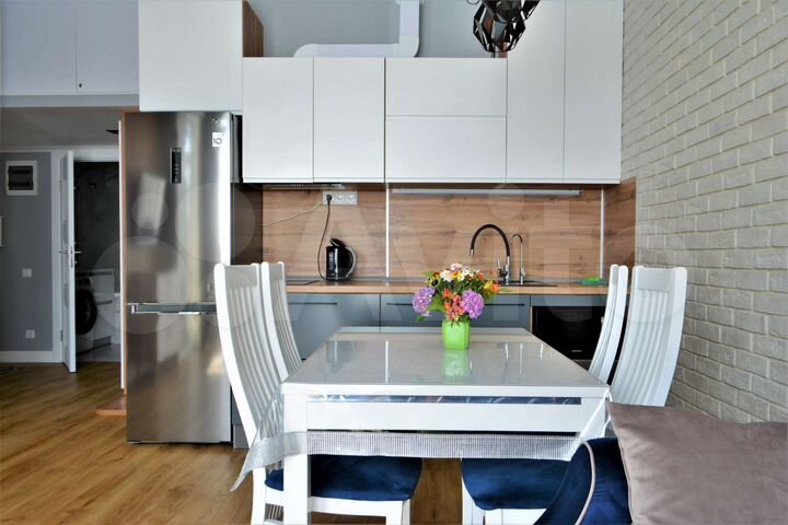 2-к. квартира, 50,2 м², 2/2 эт.