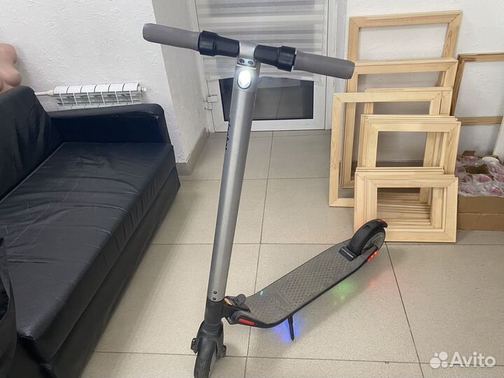 Самокат электрический Ninebot KickScooter ES2