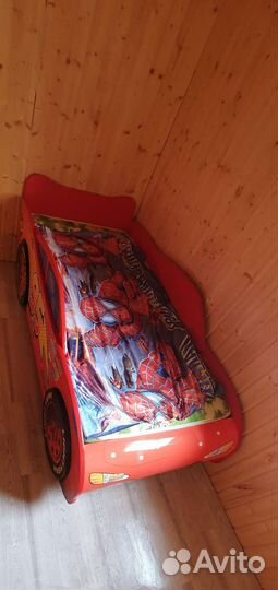 Детская кровать машина с матрасом
