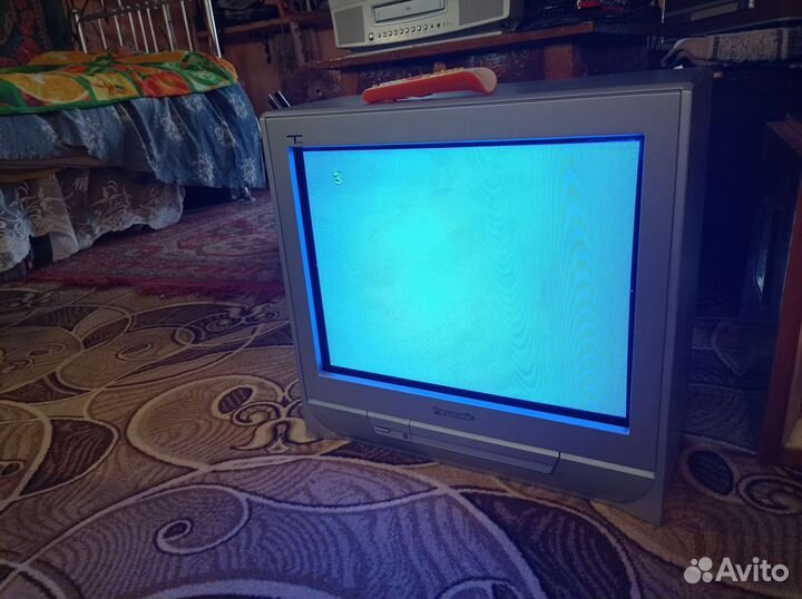 Телевизор панасоник 51 см с пультом