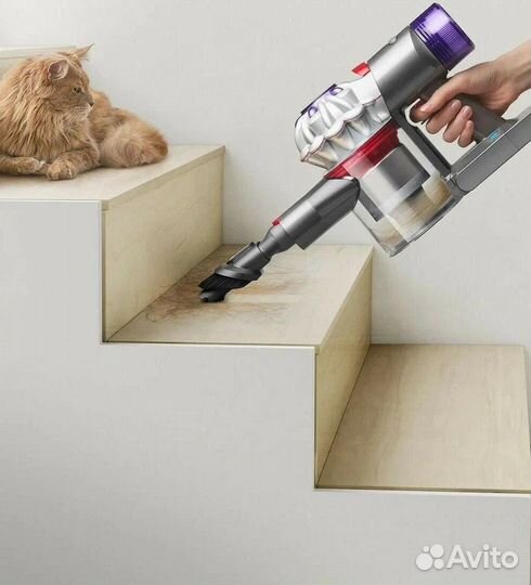 Пылесос Dyson V8 Absolute. Оригинал. Наша вилка