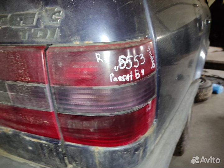 Фонарь задний правый Volkswagen Passat B4