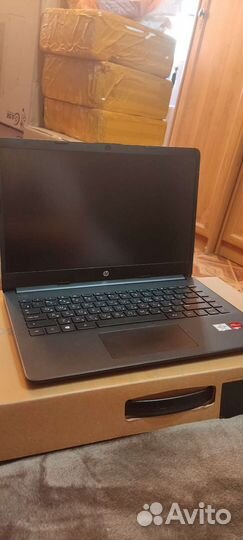 HP (14 fullHD i3 8гб ddr4 SSD 256 NvME)