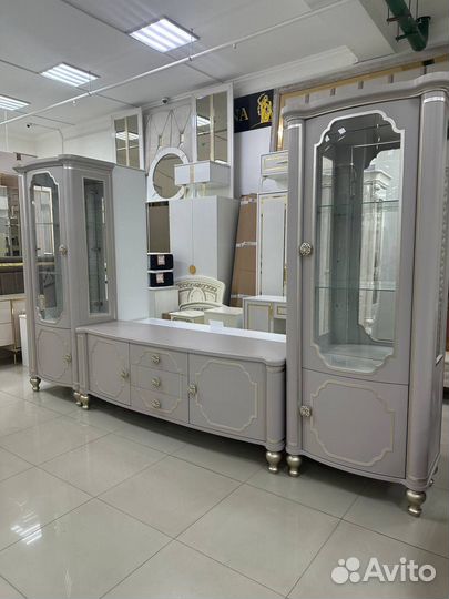 Гостиная и тумба под тв