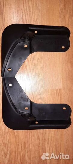 Брызговики передние на Лада Веста