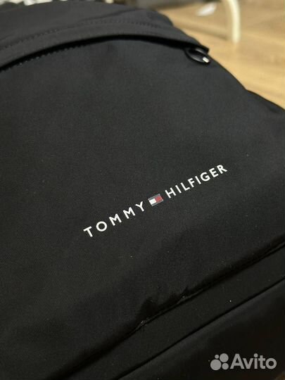 Рюкзак Tommy Hilfiger черный