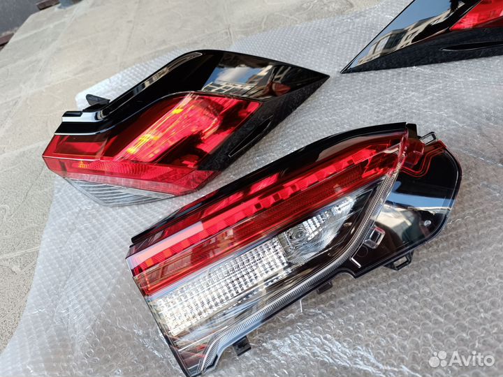 Задние фонари Toyota Rav 4 XA50 2018-2023 стопы