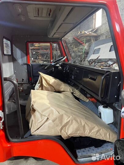 Кабина камаз 55102