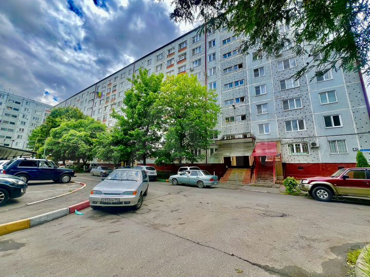 Торговая площадь, 55 м²