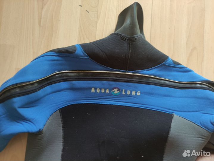 Сухой костюм для дайвинга Aqualung