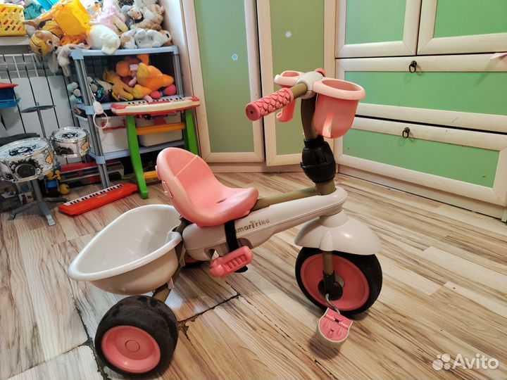 Трехколесный велосипед с родительской ручкой