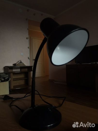 Светильник настольный