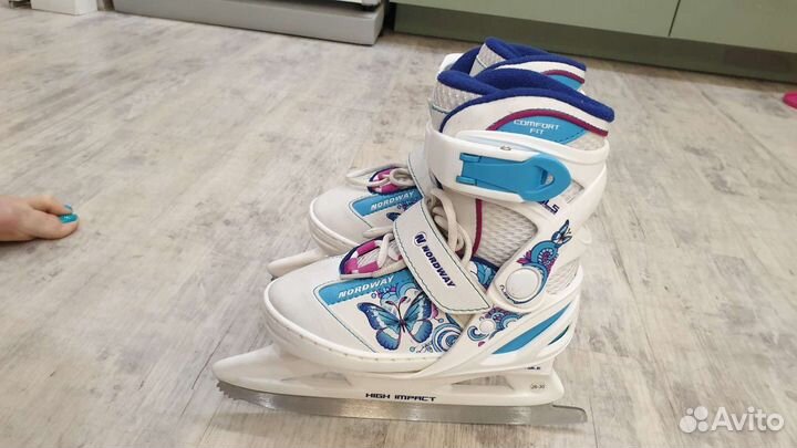 Продам детские раздвижные коньки
