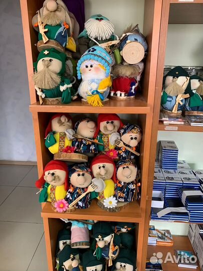 Продажа картин нитями и сувенирных изделий оптом