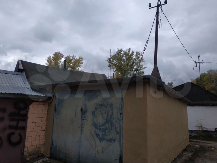 Гараж, > 30 м²