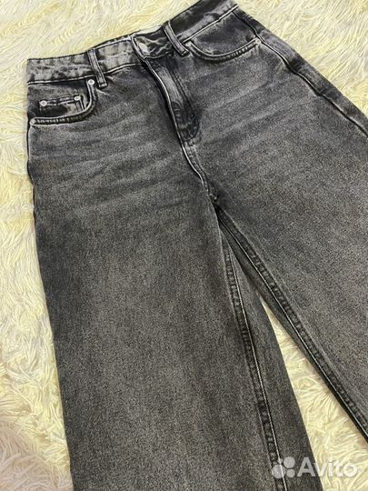 Джинсы