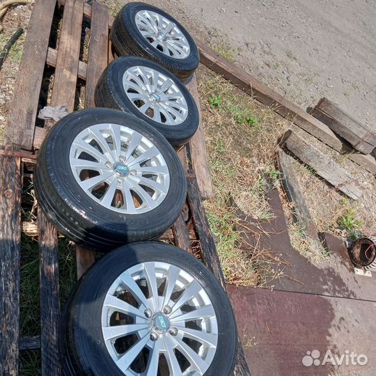 Литые диски r 14 4x98 с резиной toyo185/60 лето