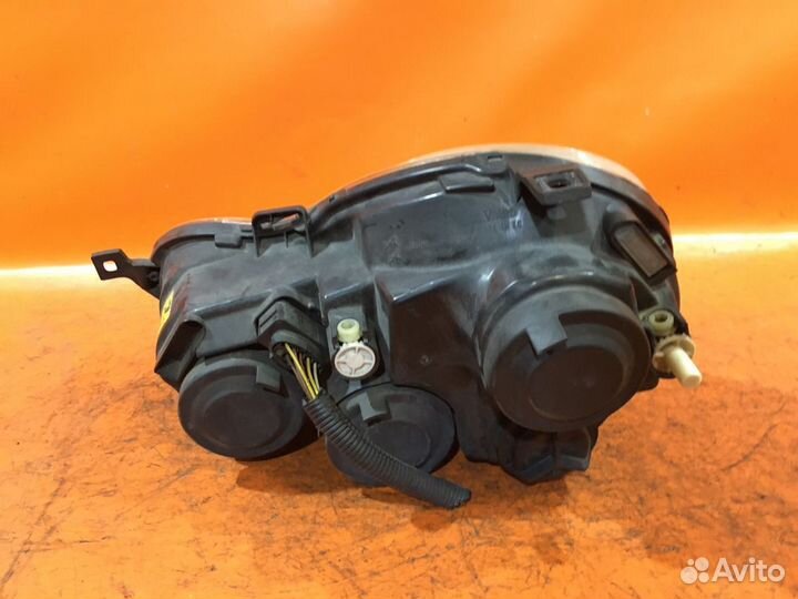 Фара левая/правая Volkswagen Polo 6Q