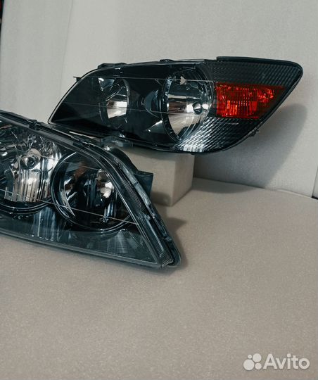Фары toyota altezza