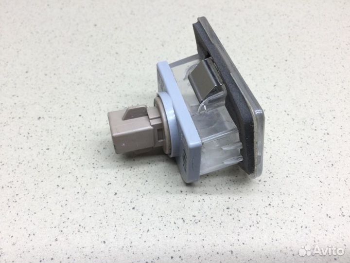 Фонарь подсветки номера Kia Optima седан цвет