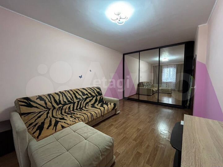2-к. квартира, 67 м², 1/17 эт.