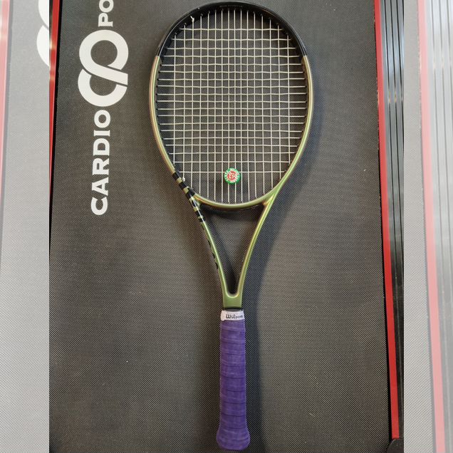 Ракетка для большого тенниса wilson blade v8