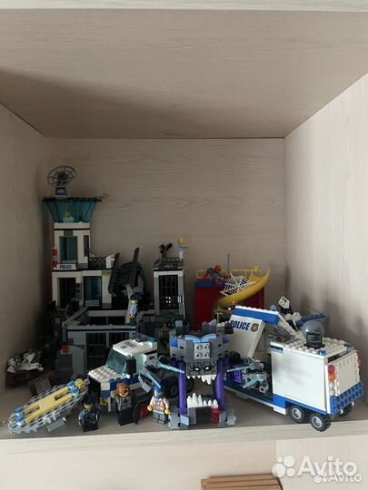 Lego полицейский самолет