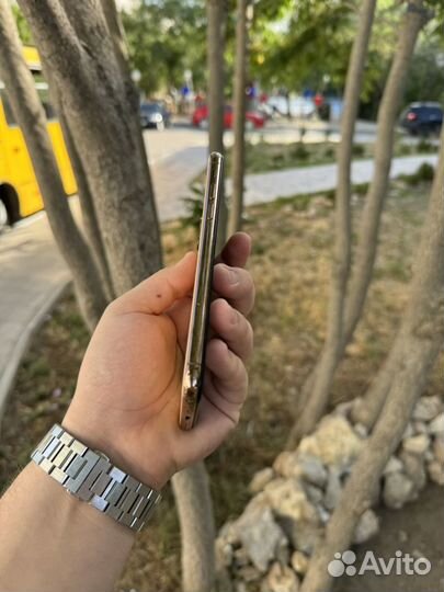 iPhone Xs, 256 ГБ