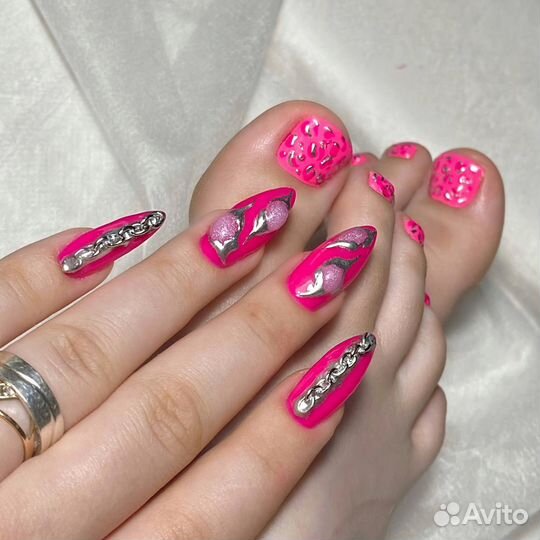 Маникюр, педикюр