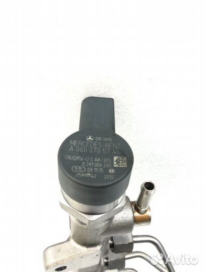 Топливная рейка (рампа) Mercedes-Benz Glc-Class