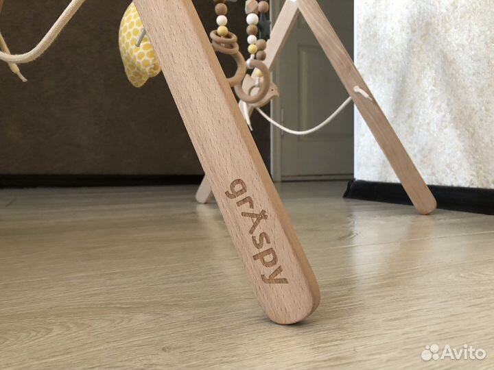 Мобильный (стойка) деревянная graspy с подвесами