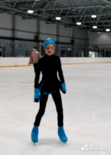 Комбинезон для фигурного катания 140