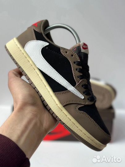 Nike Air Jordan 1 Low Travis Scott