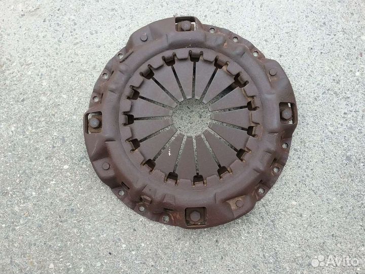 Корзина сцепления на Mitsubishi fuso