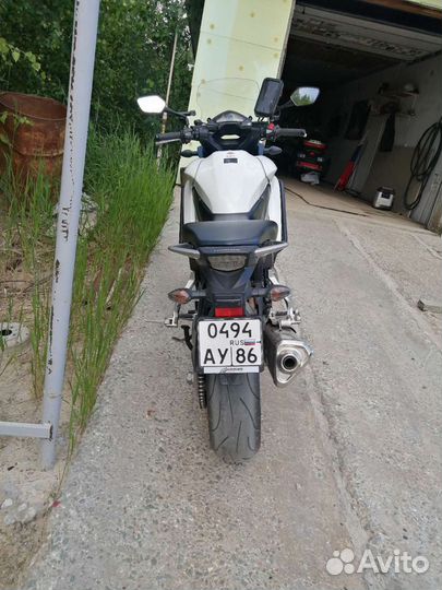 Honda vfr800x crossrunner