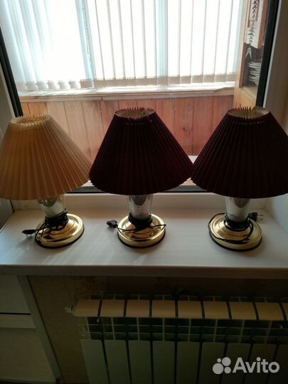 Лампа настольная