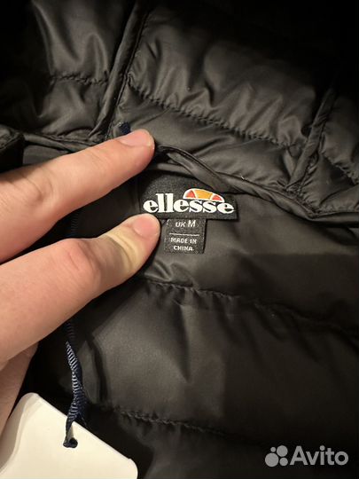 Микро пуховик ellesse